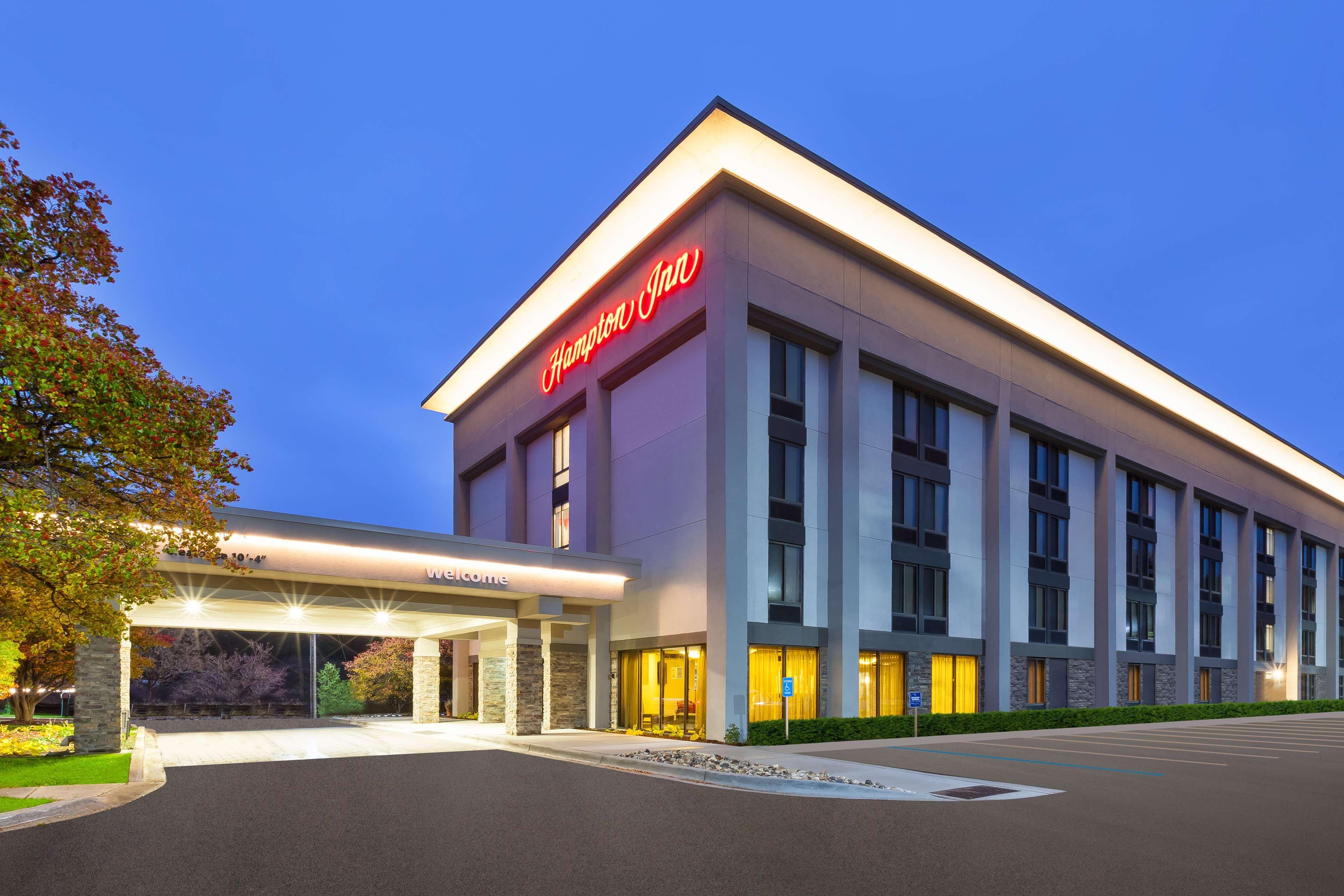 Hampton Inn Traverse City Exterior photo